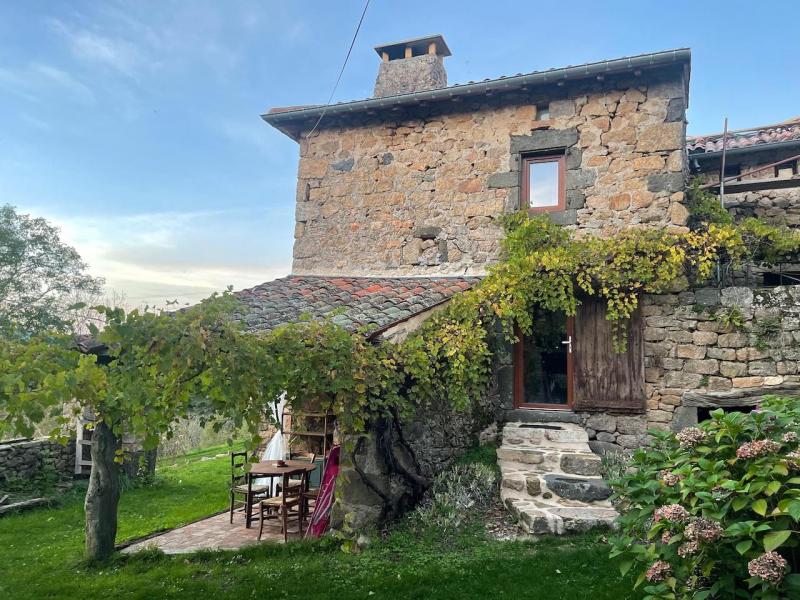 31 la maison de la treille et son porche